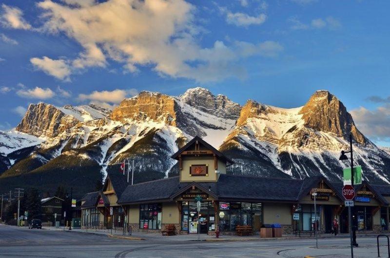 Apartment Timberstone By Canadian Rockies Vacation Canmore