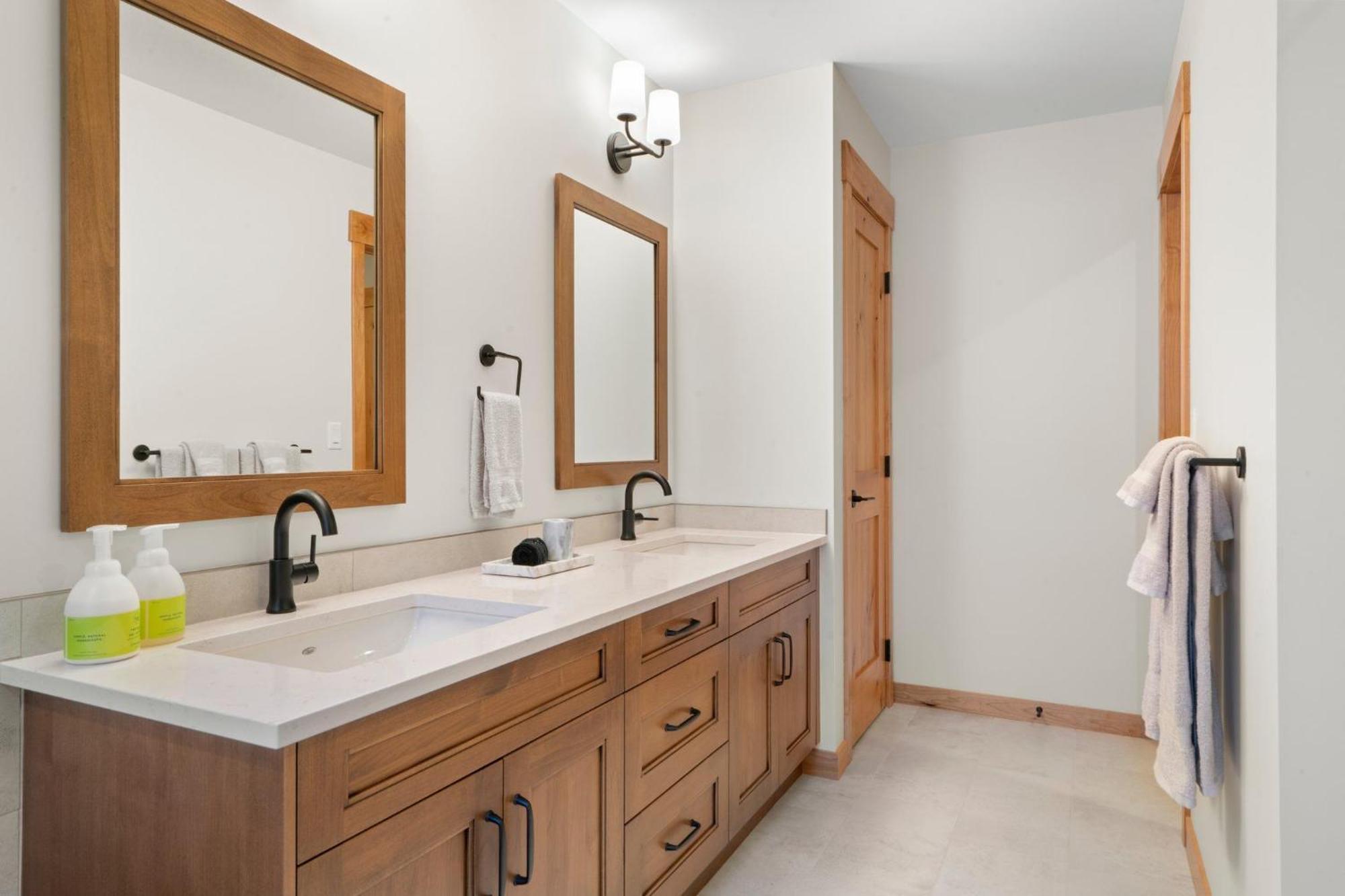 Apartment Timberstone By Canadian Rockies Vacation Canmore