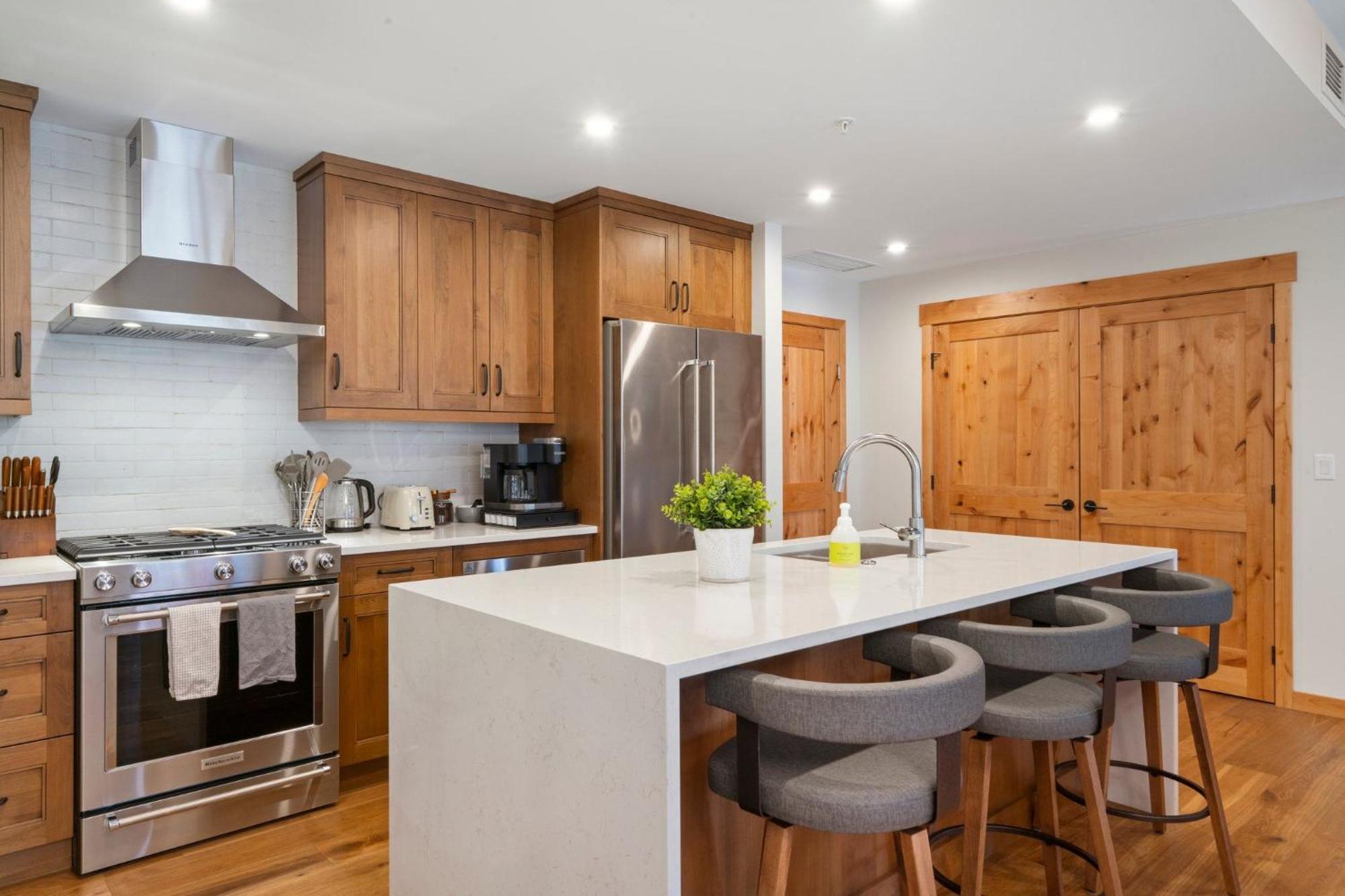 Timberstone By Canadian Rockies Vacation Apartment Canmore