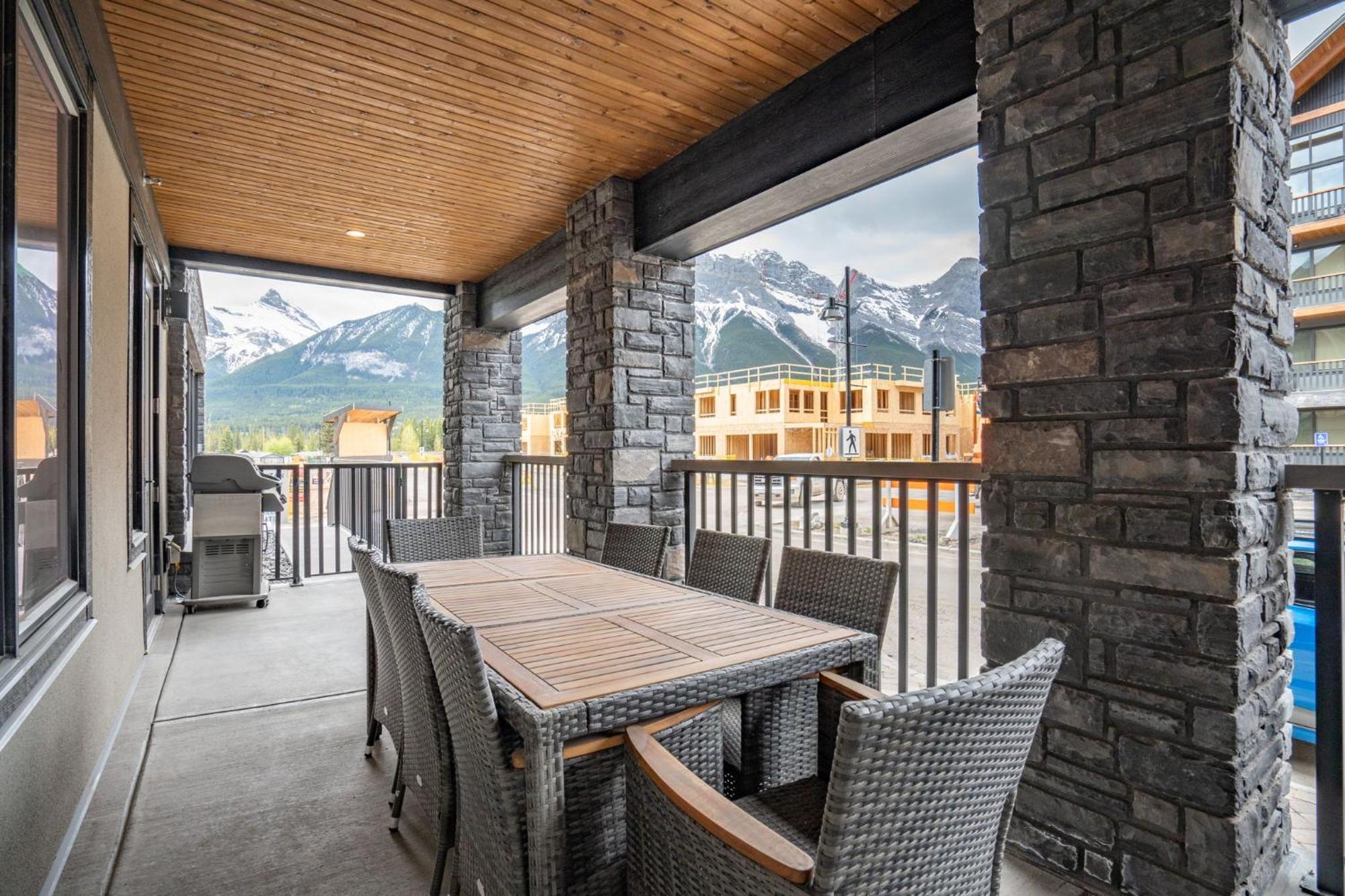 Timberstone By Canadian Rockies Vacation * Canmore