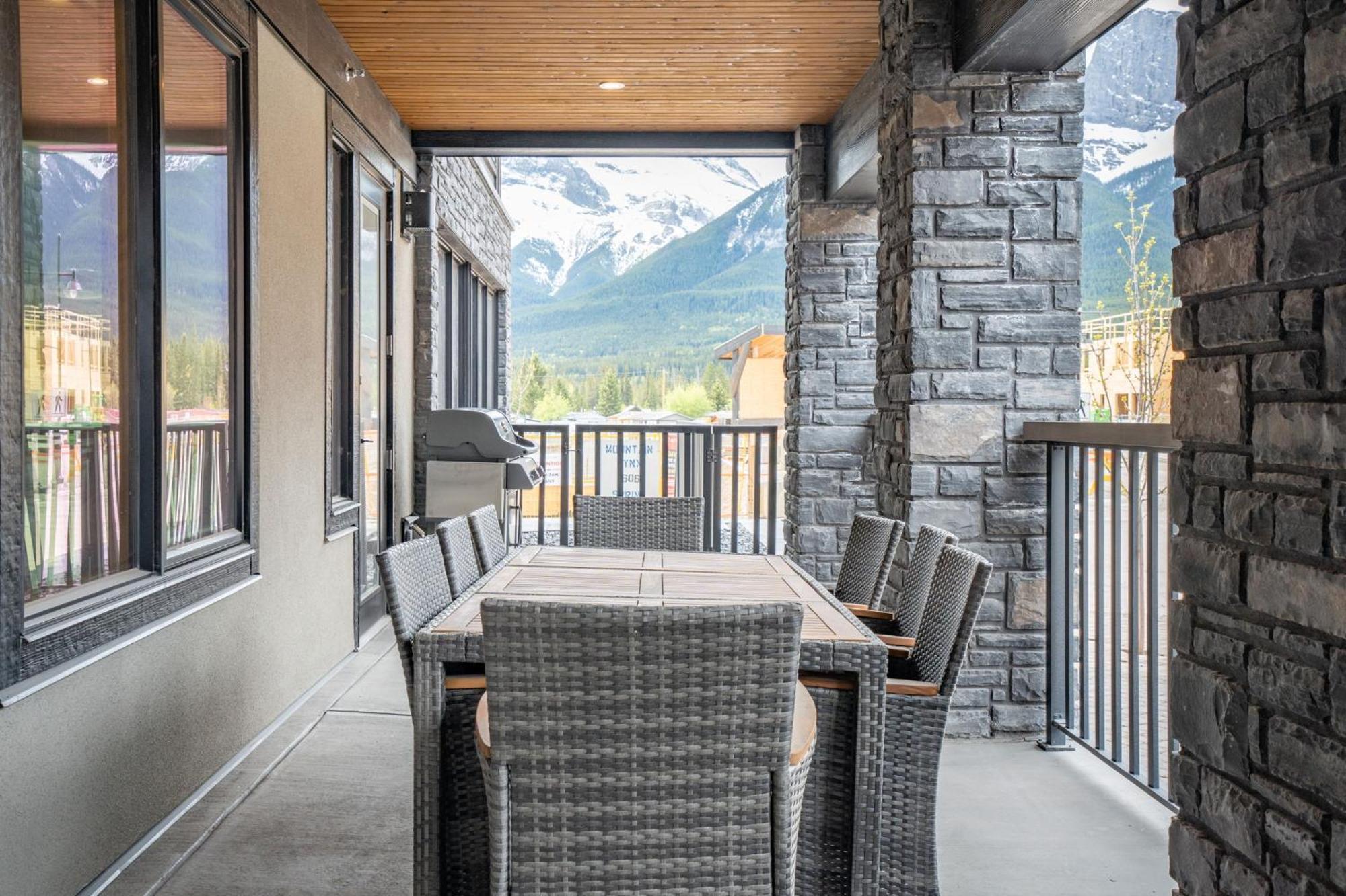 Timberstone By Canadian Rockies Vacation * Canmore
